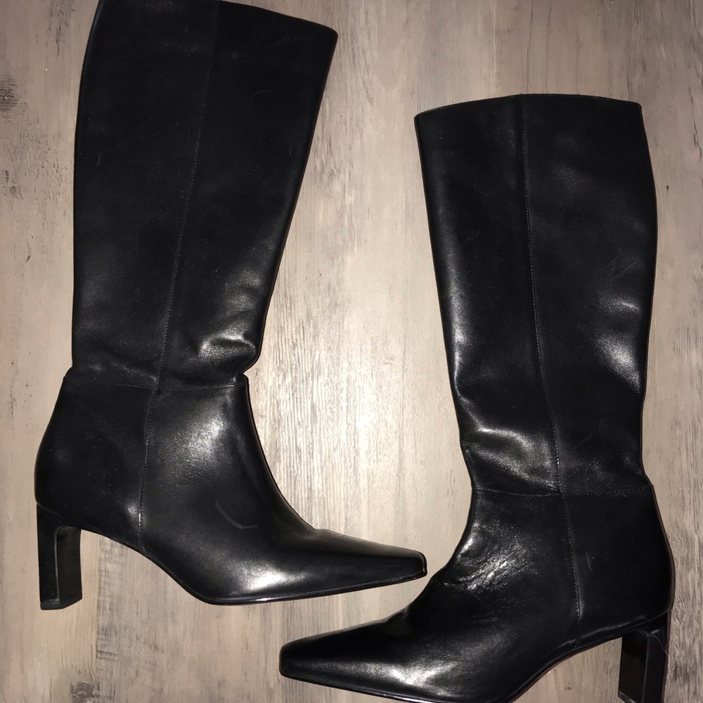 ANN TAYLOR LOFT BOOTS🖤